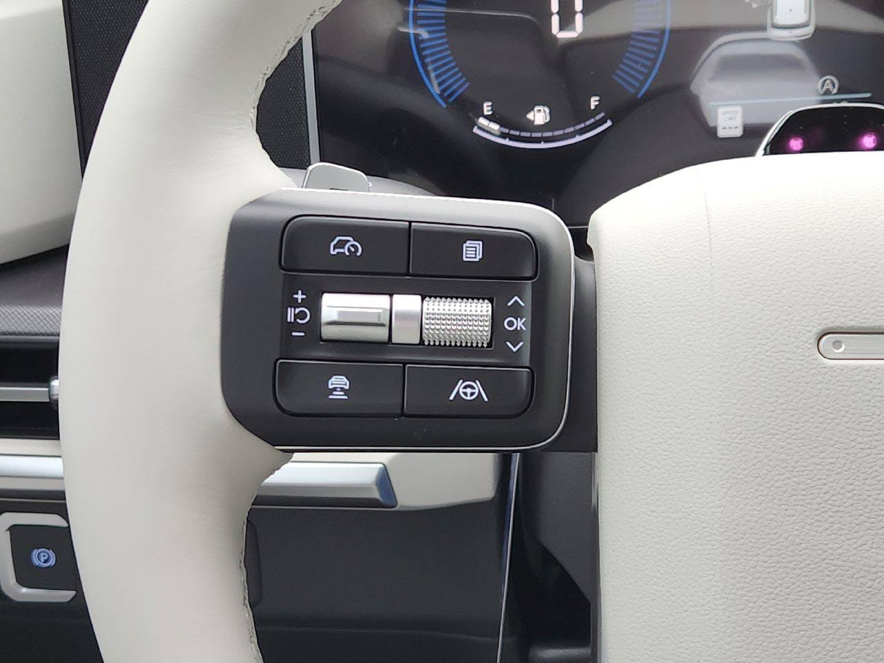 New 2026 Hyundai Santa Fe SEL FWD image 26