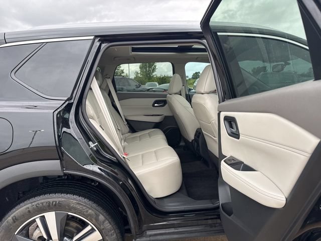 Used 2023 Nissan Rogue SL FWD image 24
