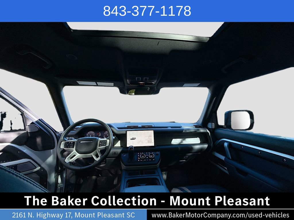 Used 2024 Land Rover Defender 130 X-Dynamic SE AWD/4WD image 31