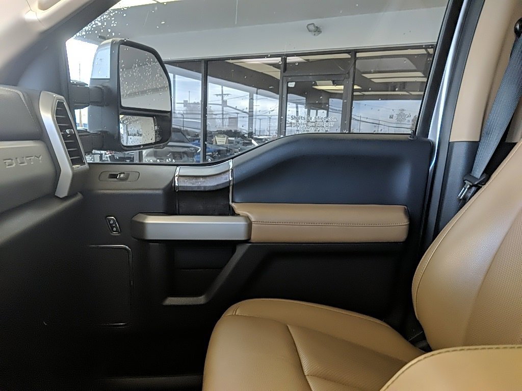 Certified 2022 Ford F350 Lariat image 23