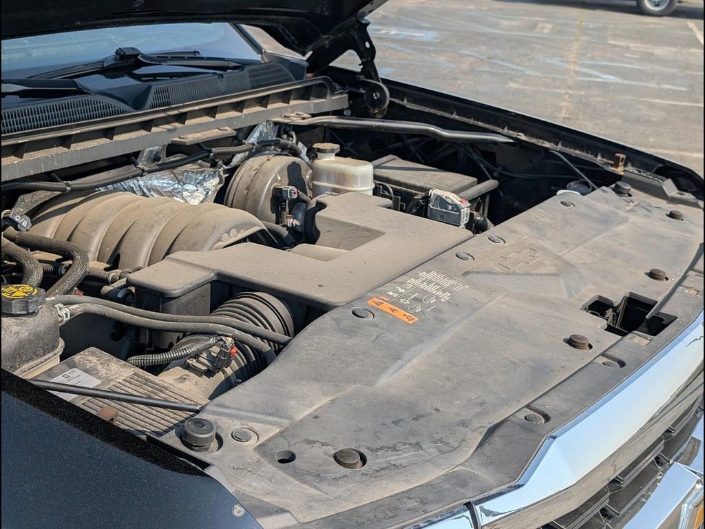 Used 2018 Chevrolet Silverado 1500 LT w/ All Star Edition image 24