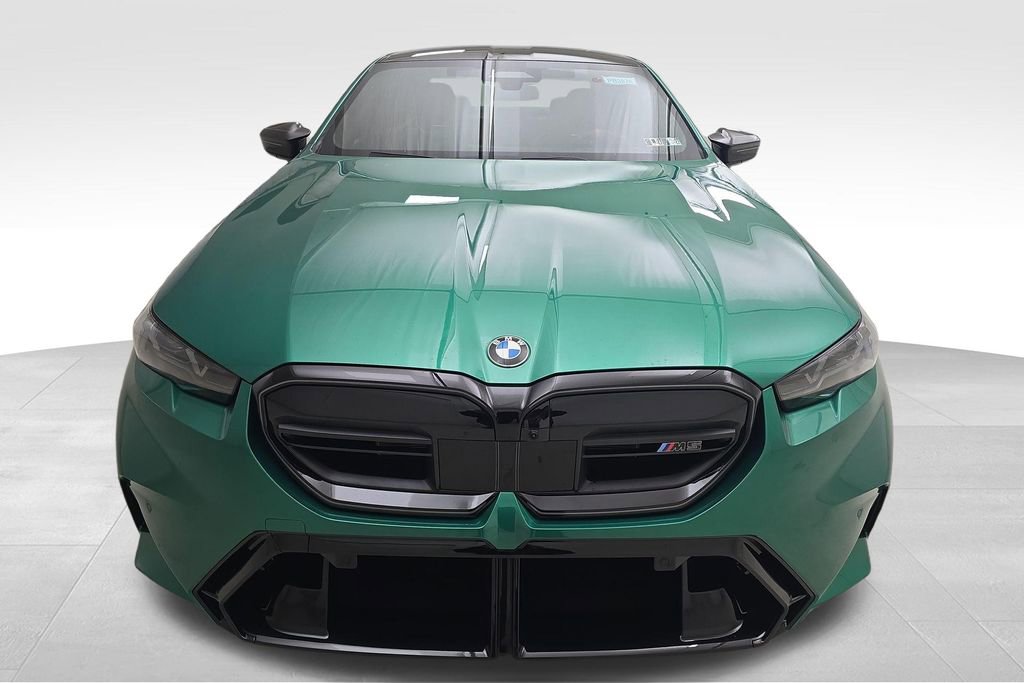 New 2026 BMW M5 w/ Carbon Package image 3