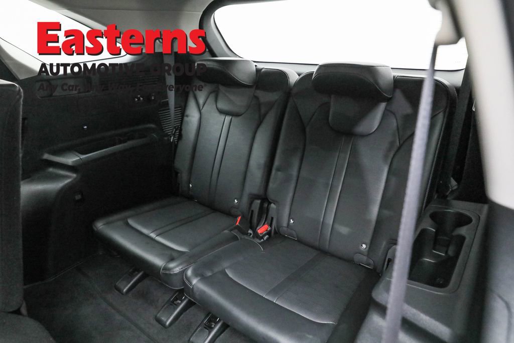Used 2024 Kia Sorento S image 27