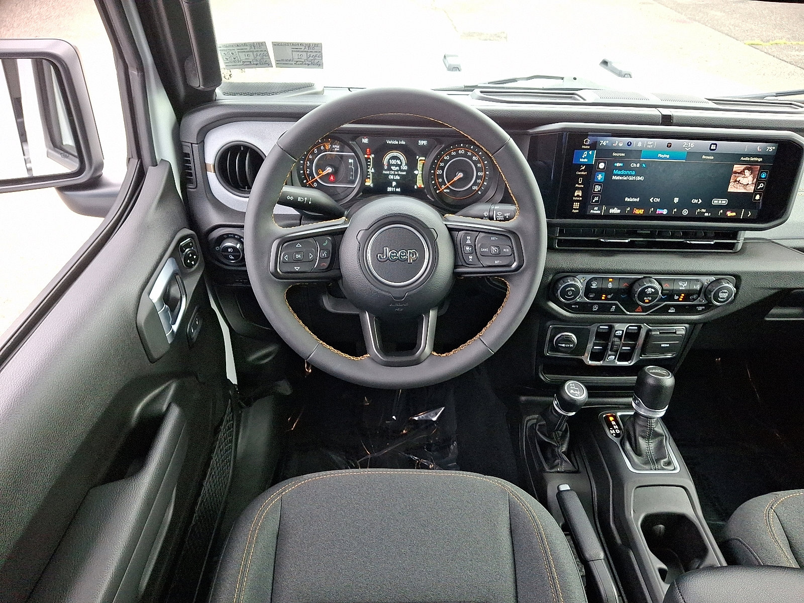 Certified 2024 Jeep Gladiator Sport image 11