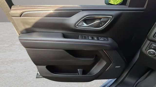 Used 2023 Chevrolet Tahoe RST w/ Luxury Package image 17