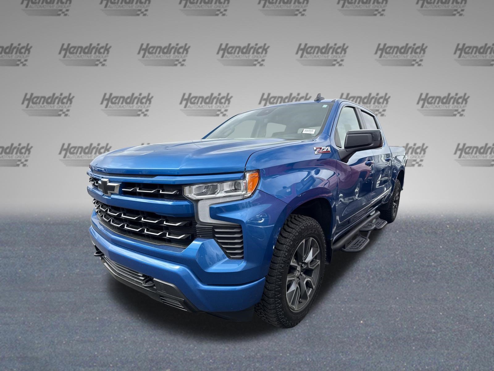 Used 2023 Chevrolet Silverado 1500 RST AWD/4WD image 7