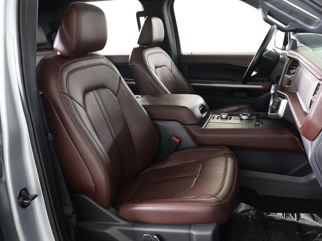 Used 2023 Ford Expedition Max Limited image 38