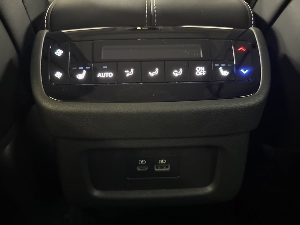 Certified 2026 INFINITI QX60 Luxe w/ Cargo Package FWD image 26