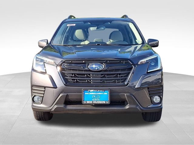 Used 2023 Subaru Forester Premium AWD/4WD image 2