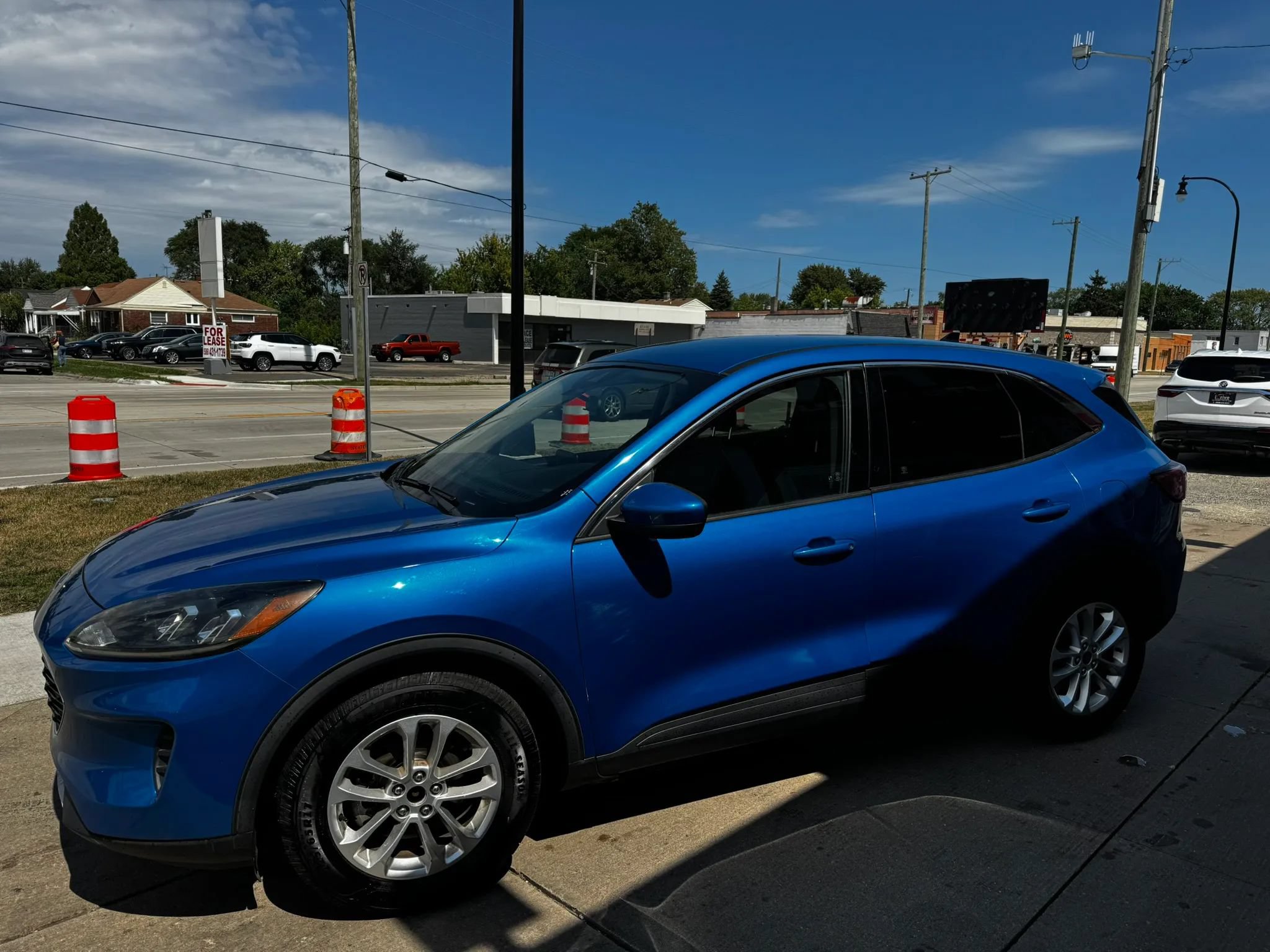 Used 2020 Ford Escape SE FWD image 6