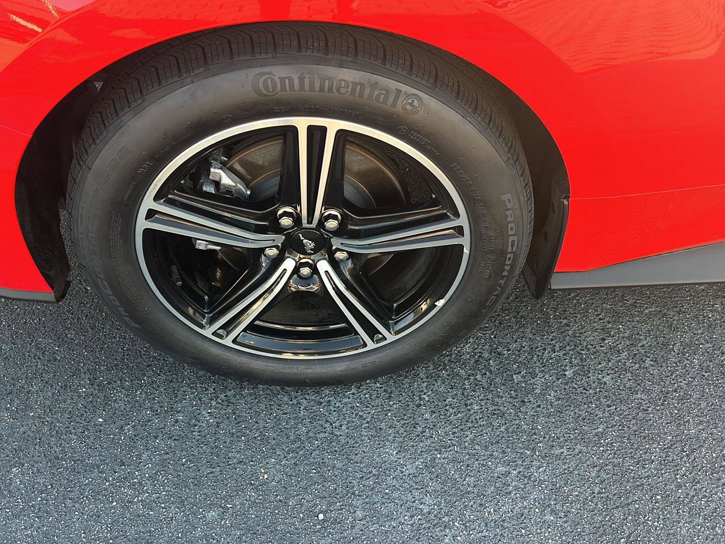 Used 2025 Ford Mustang Premium image 33