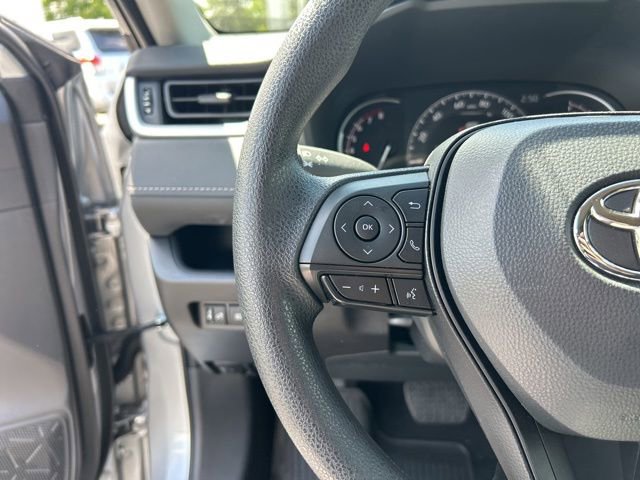 Used 2025 Toyota RAV4 LE FWD image 21