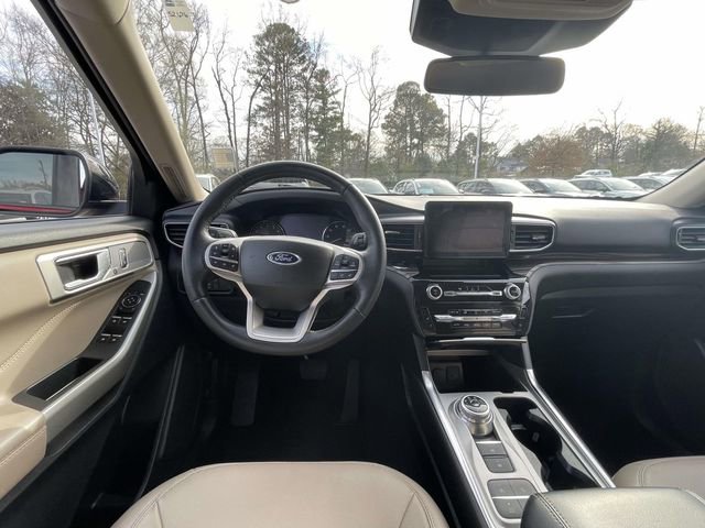 Used 2024 Ford Explorer Limited image 14