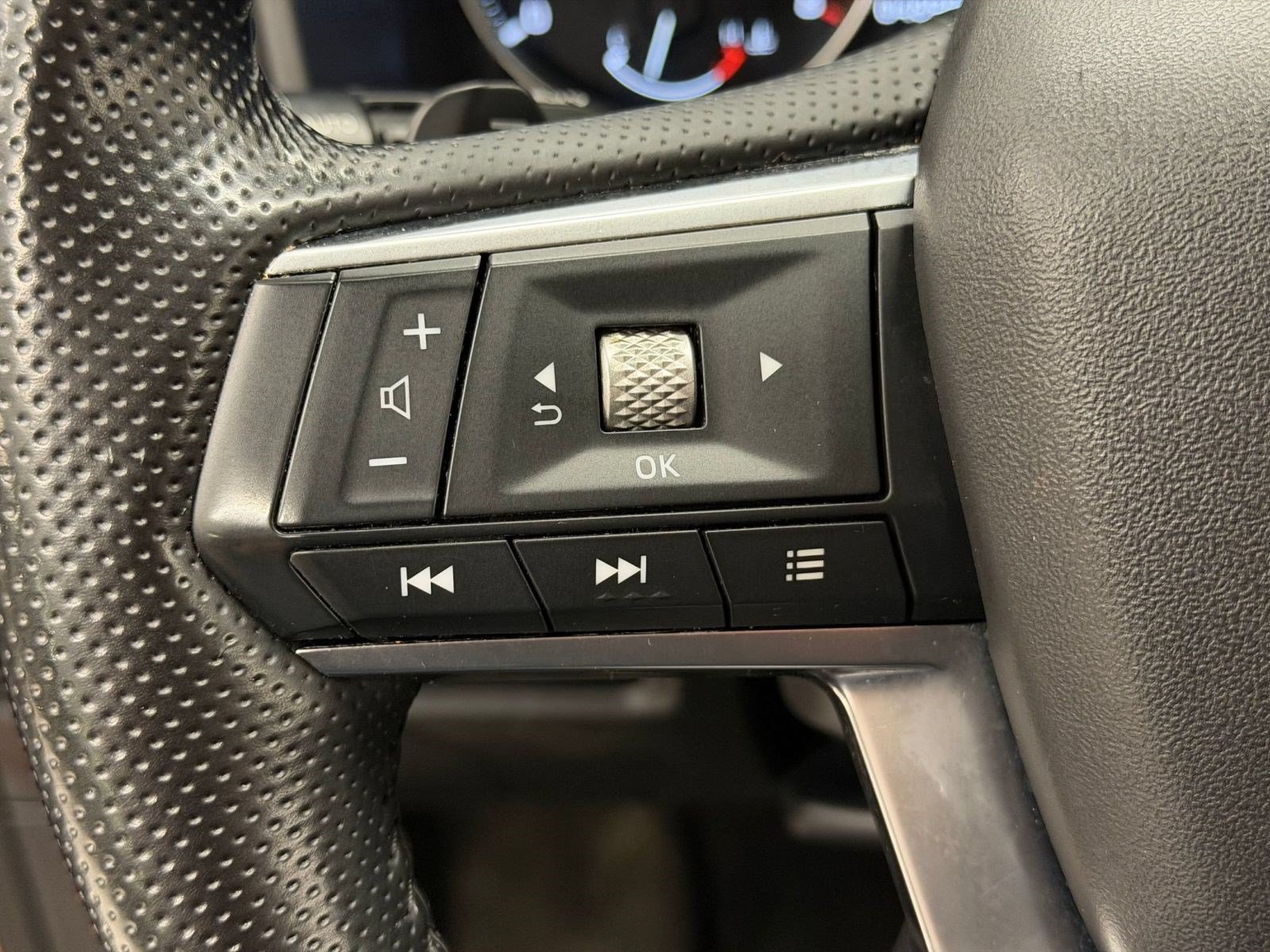 Used 2024 Mitsubishi Outlander SE AWD/4WD image 14