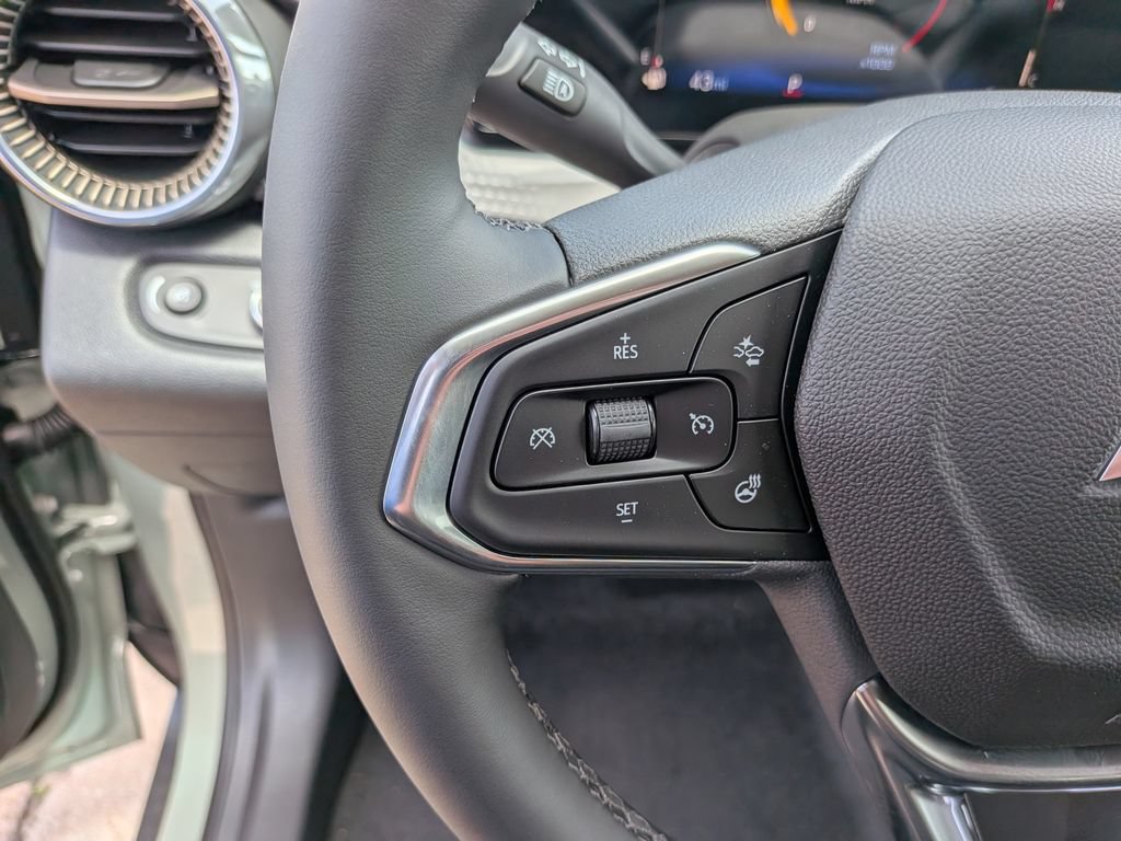 New 2026 Chevrolet Trax ACTIV w/ Driver Confidence Package FWD image 17