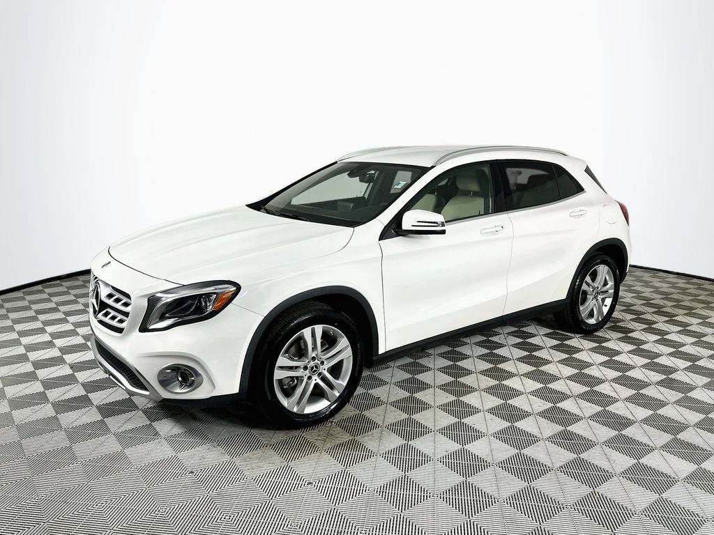 Used 2020 Mercedes-Benz GLA 250 4MATIC image 3