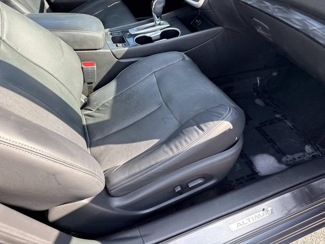 Used 2016 Nissan Altima 3.5 SL w/ 3.5 Technology Package FWD image 10