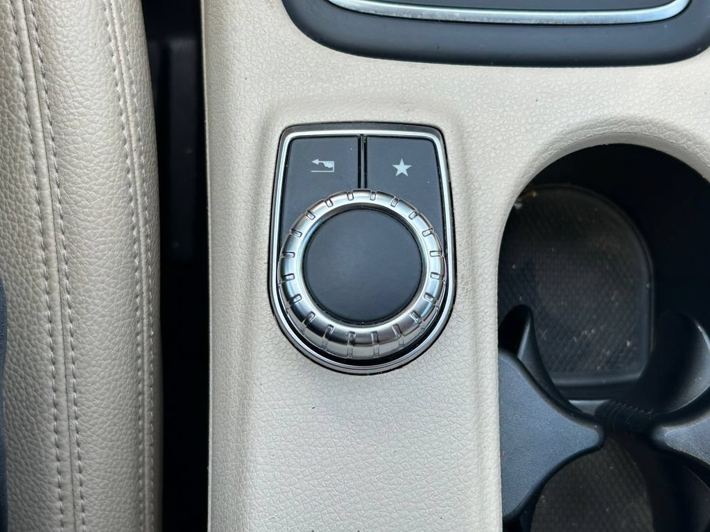 Used 2018 Mercedes-Benz CLA 250 4MATIC image 30