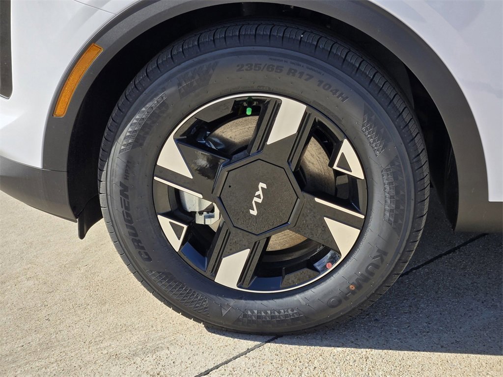 New 2026 Kia Sportage LX image 18