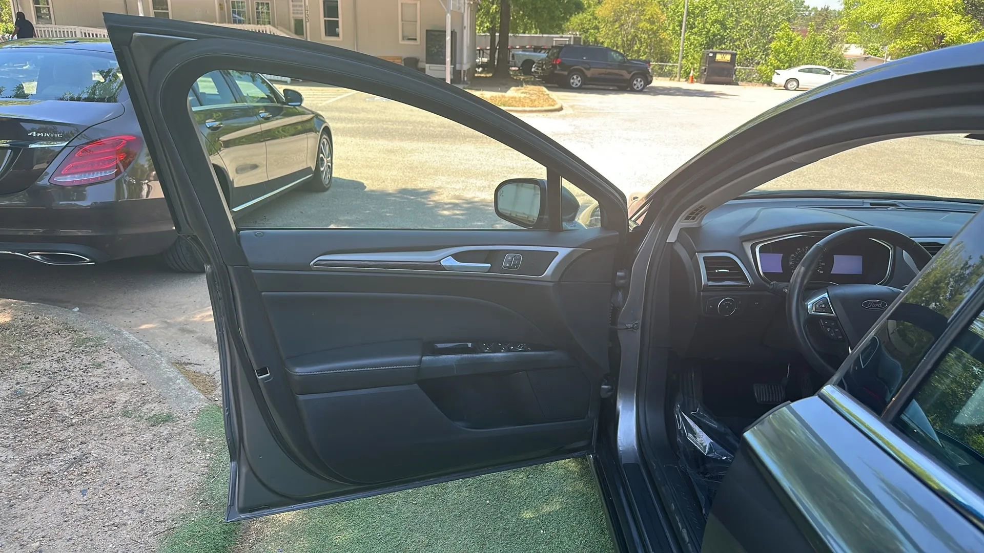 Used 2013 Ford Fusion SE FWD image 15