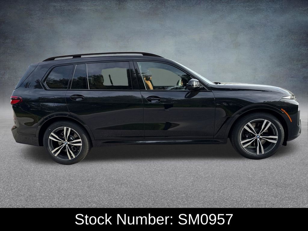New 2026 BMW X7 xDrive40i image 6