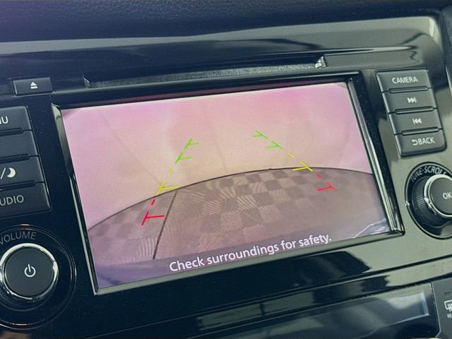 Certified 2018 Nissan Rogue SV image 15