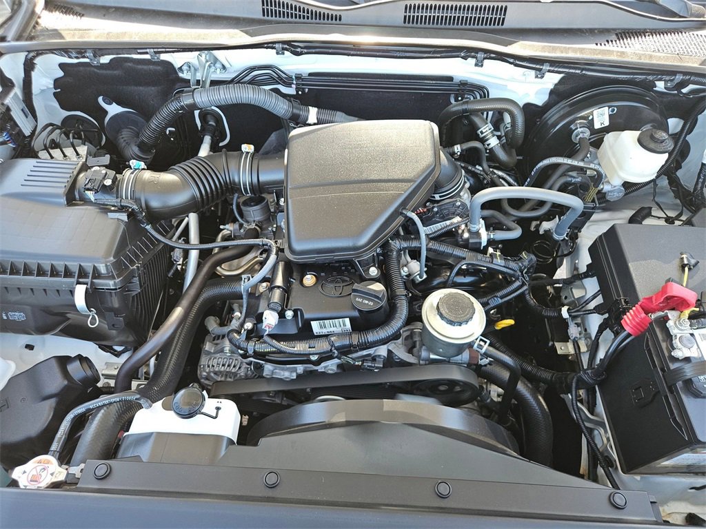 Used 2022 Toyota Tacoma SR image 30