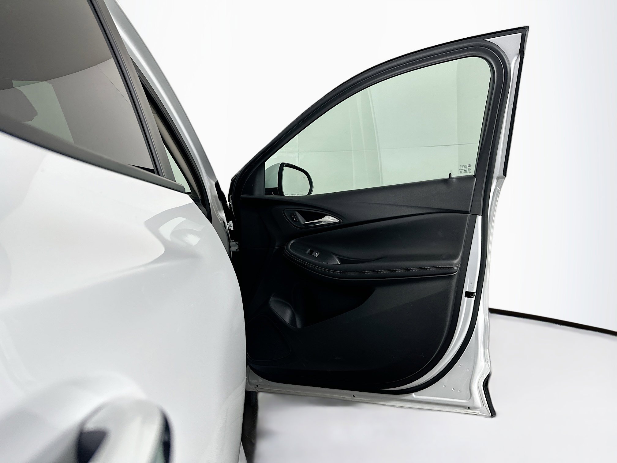 Used 2025 Buick Encore GX Preferred image 30