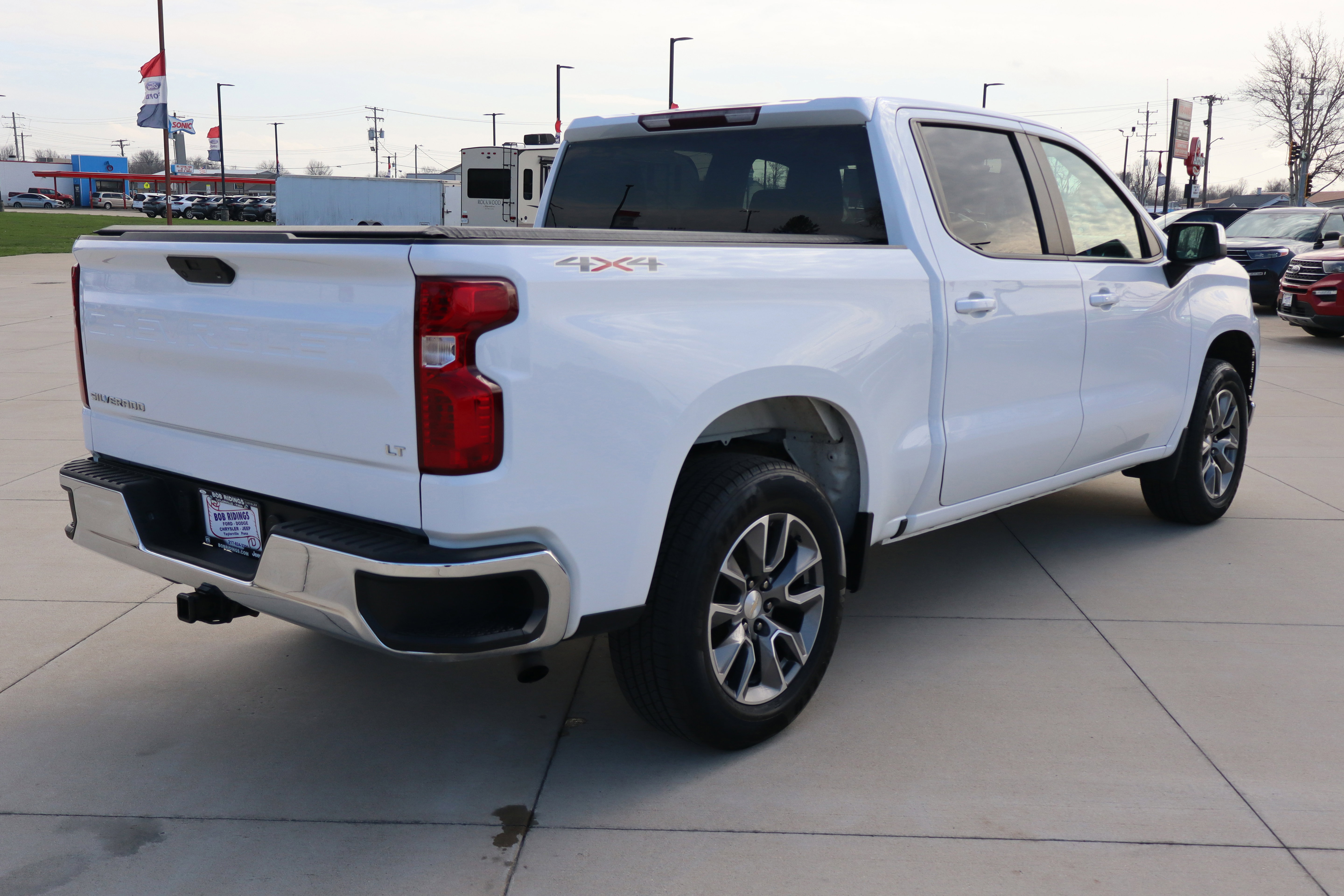Used 2022 Chevrolet Silverado 1500 LT image 6