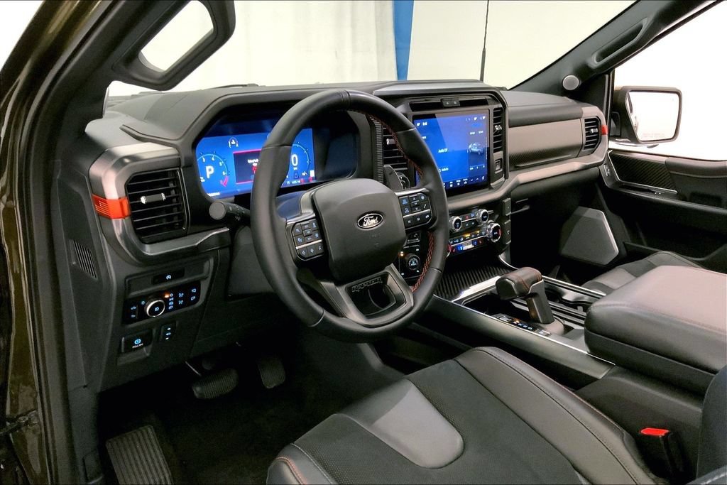 Used 2025 Ford F150 Raptor AWD/4WD image 21