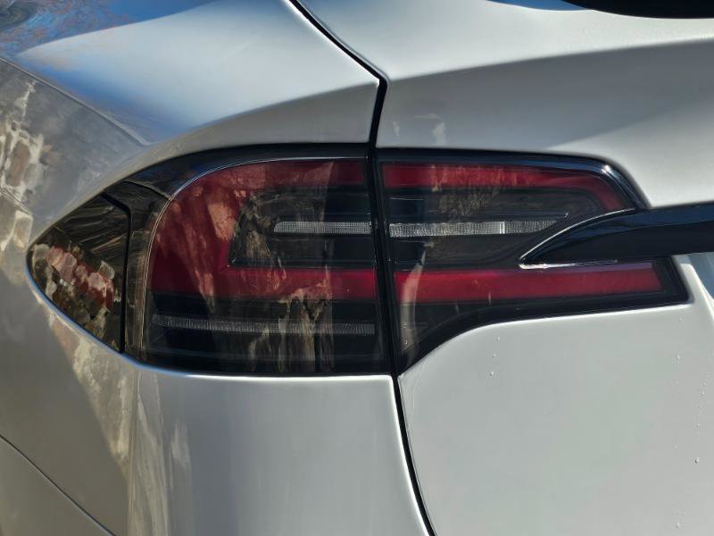 Used 2023 Tesla Model X Plaid image 28