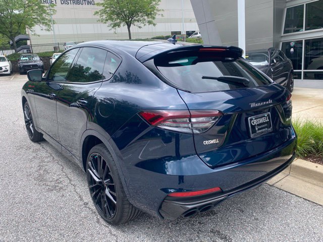New 2024 Maserati Levante Trofeo AWD/4WD image 7