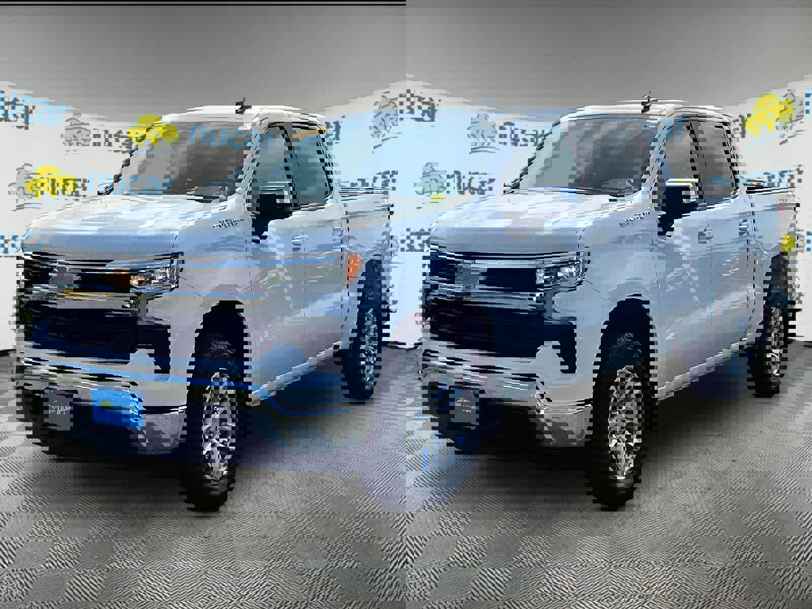 Used 2023 Chevrolet Silverado 1500 LT AWD/4WD image 3