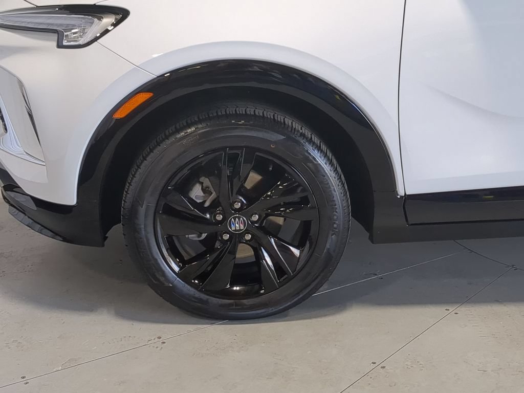 Used 2024 Buick Encore GX Sport Touring w/ Advanced Technology Package AWD/4WD image 14