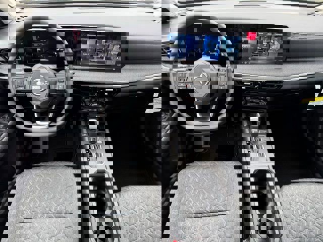 New 2026 Nissan Kicks SV image 16