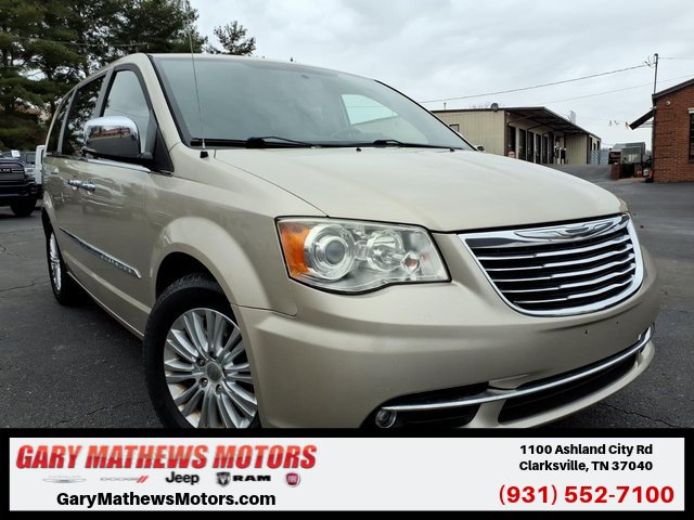Used 2012 Chrysler Town & Country Limited w/ Luxury Group