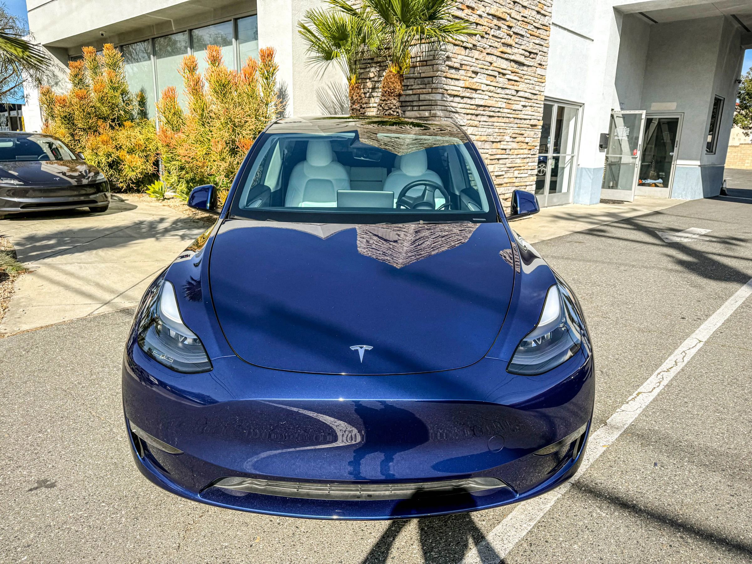 Used 2023 Tesla Model Y Performance image 9