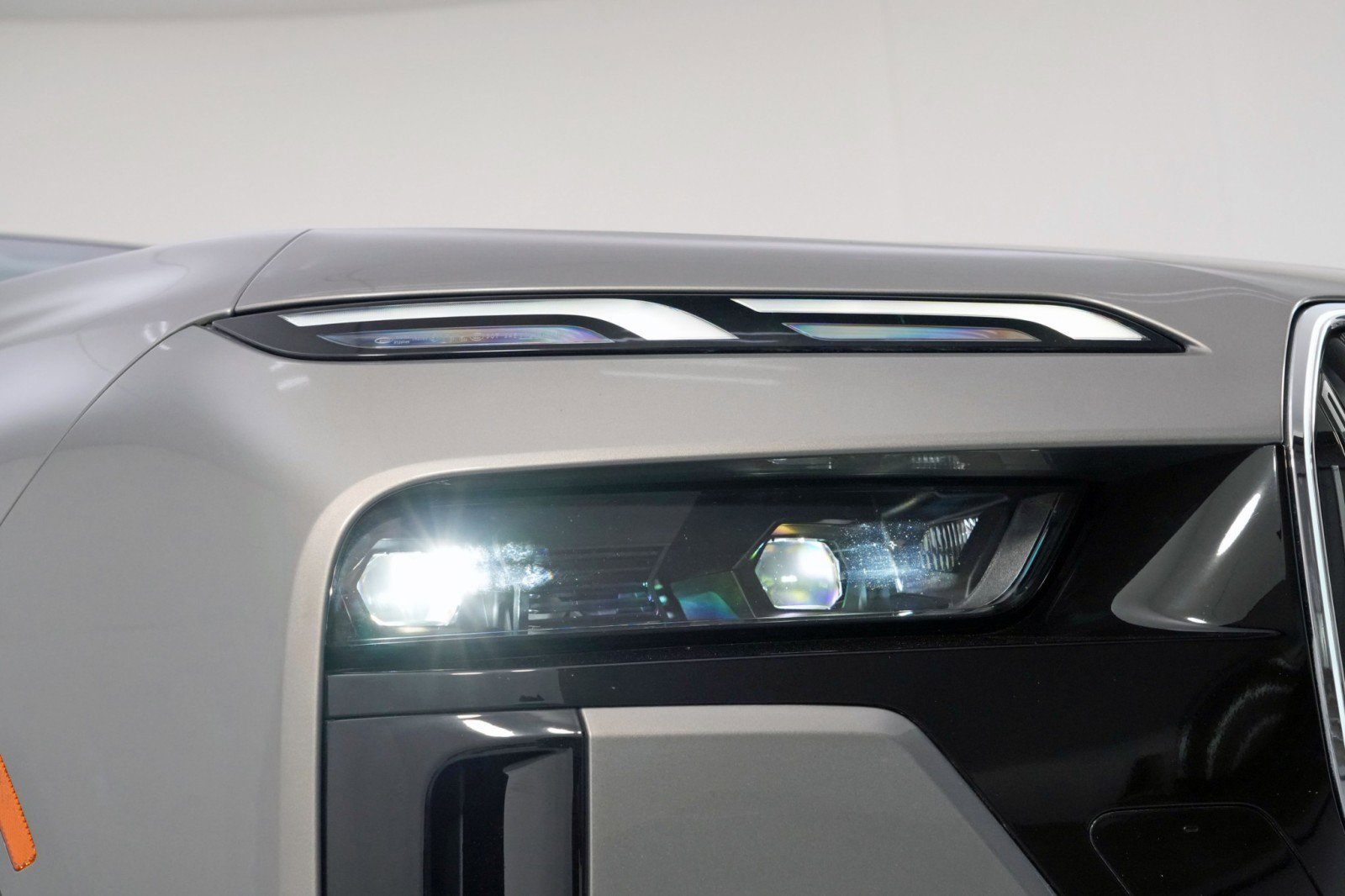 Used 2023 BMW i7 xDrive60 image 69