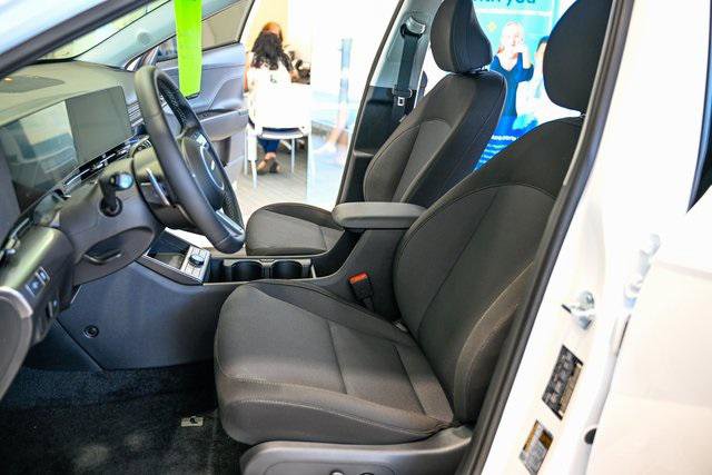 New 2025 Hyundai Kona SEL image 6