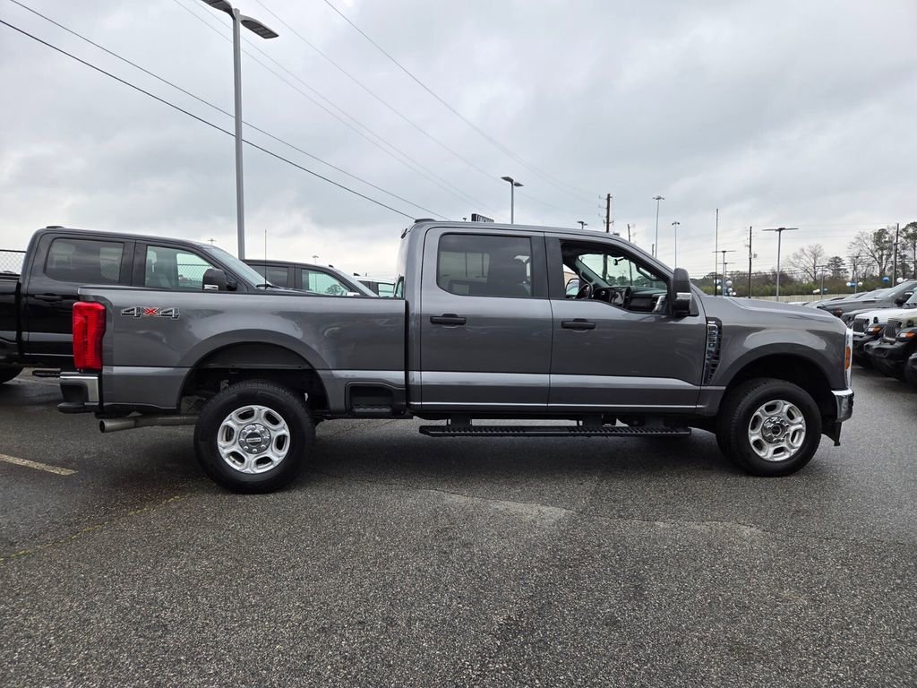 Used 2025 Ford F250 XLT image 12