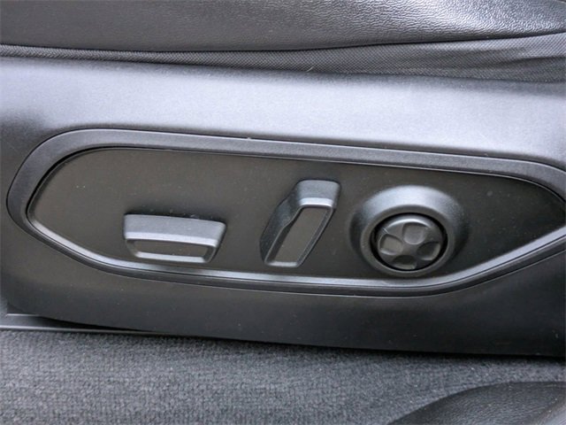 Used 2023 Jeep Grand Cherokee Limited image 21