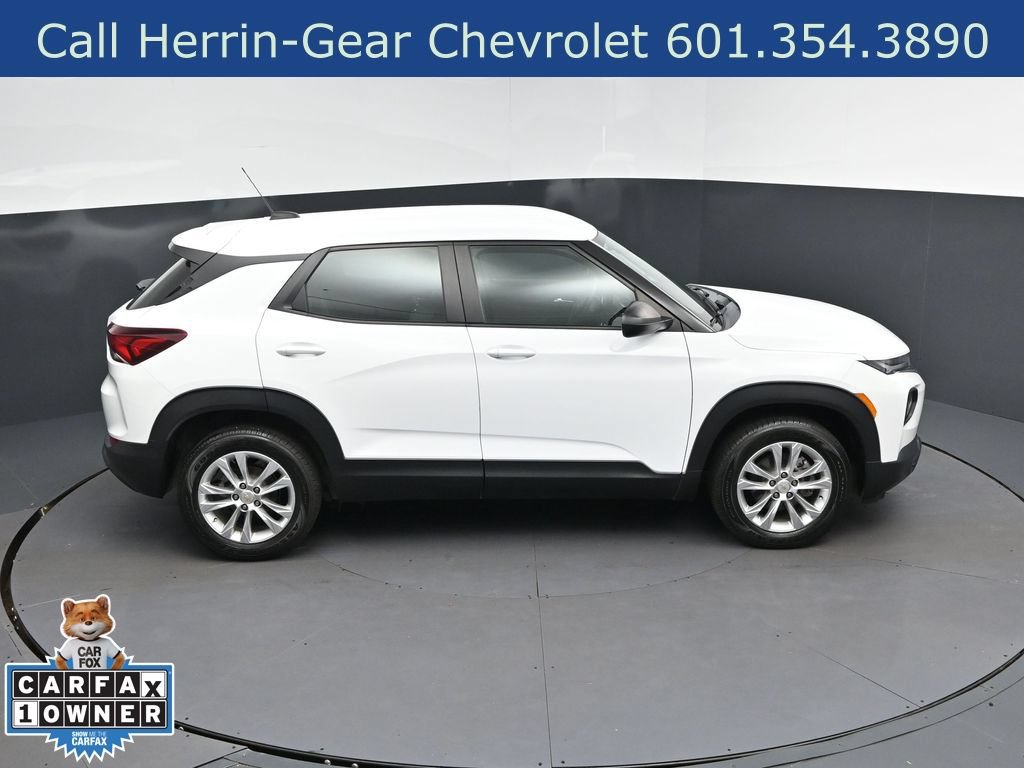 Used 2021 Chevrolet TrailBlazer LS AWD/4WD image 35