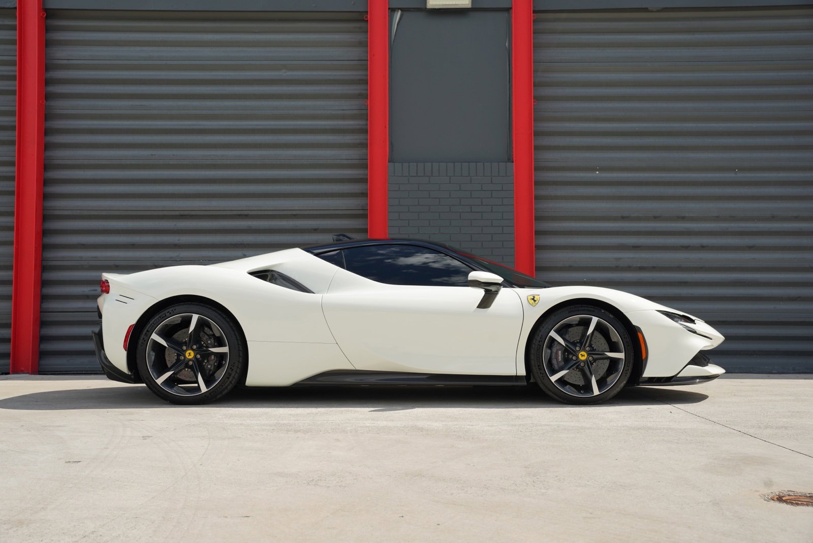 Used 2023 Ferrari SF90 Stradale image 17