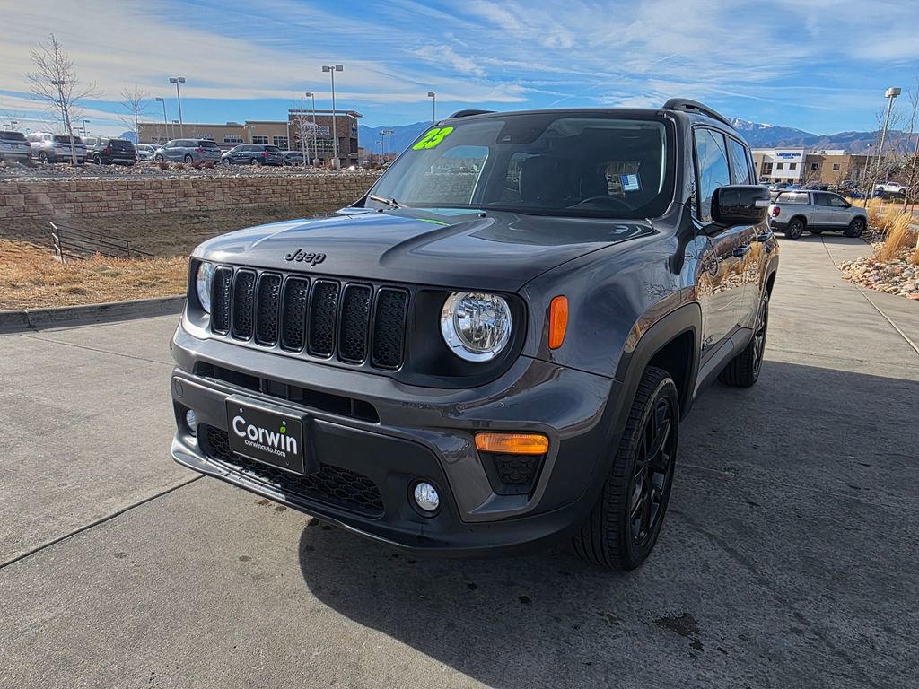 Used 2023 Jeep Renegade Altitude w/ Convenience Group I image 3