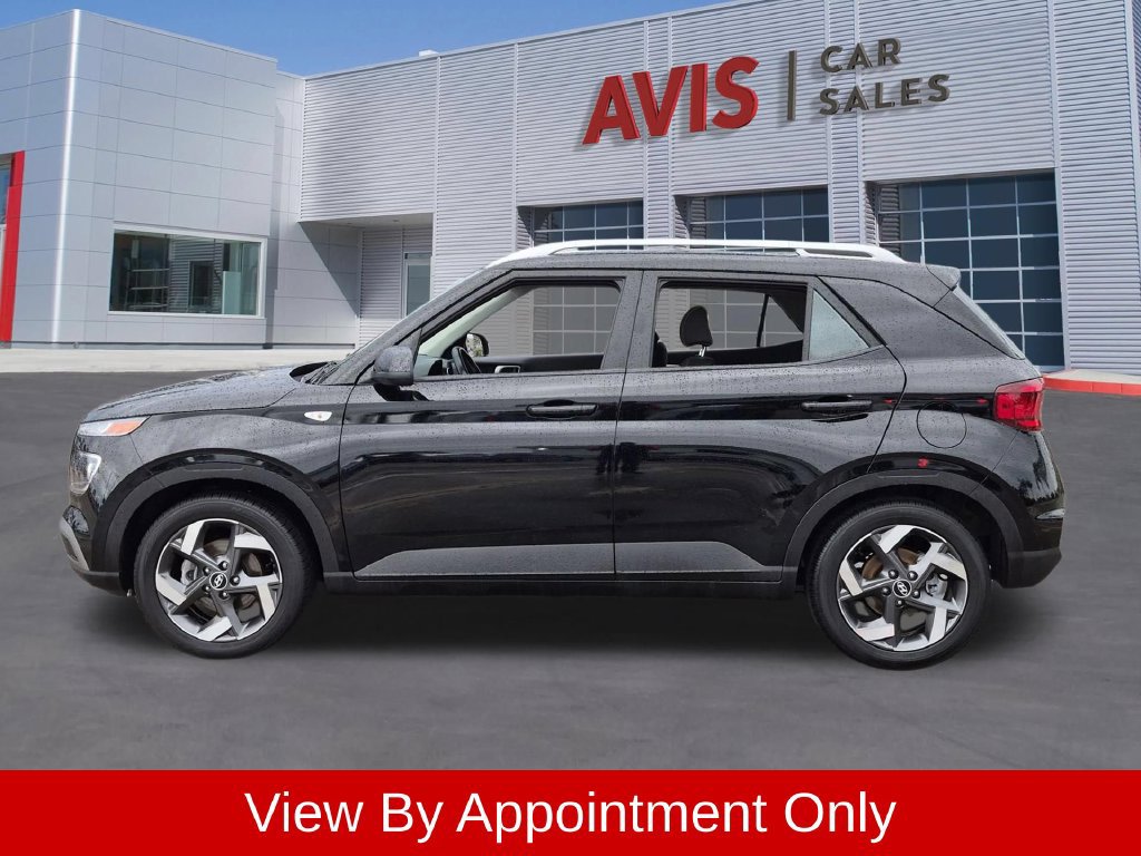 Used 2026 Hyundai Venue SEL FWD image 8