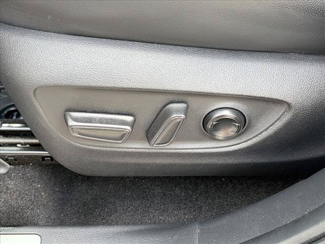 Used 2023 Toyota Highlander Limited AWD/4WD image 24