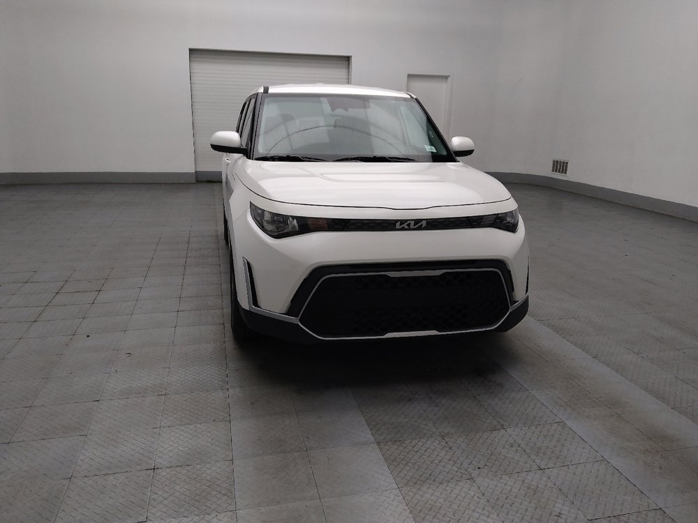 Used 2025 Kia Soul LX image 14