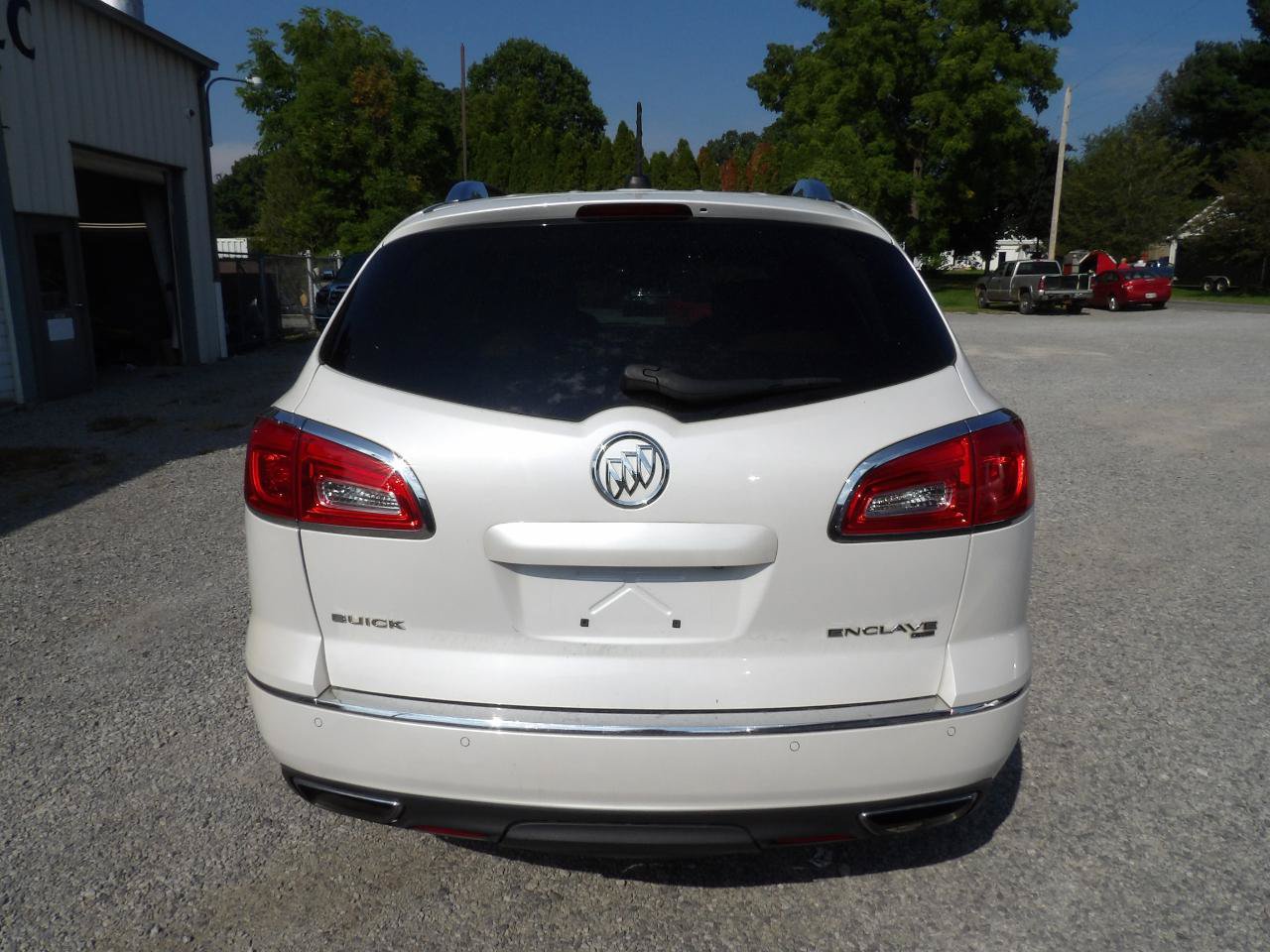 Used 2017 Buick Enclave Premium w/ Experience Buick Package AWD/4WD image 4