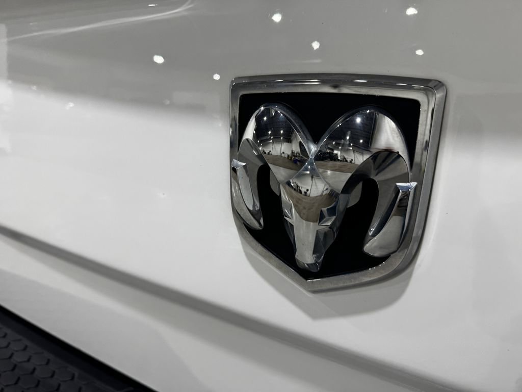 Used 2022 RAM 1500 Classic SLT image 36