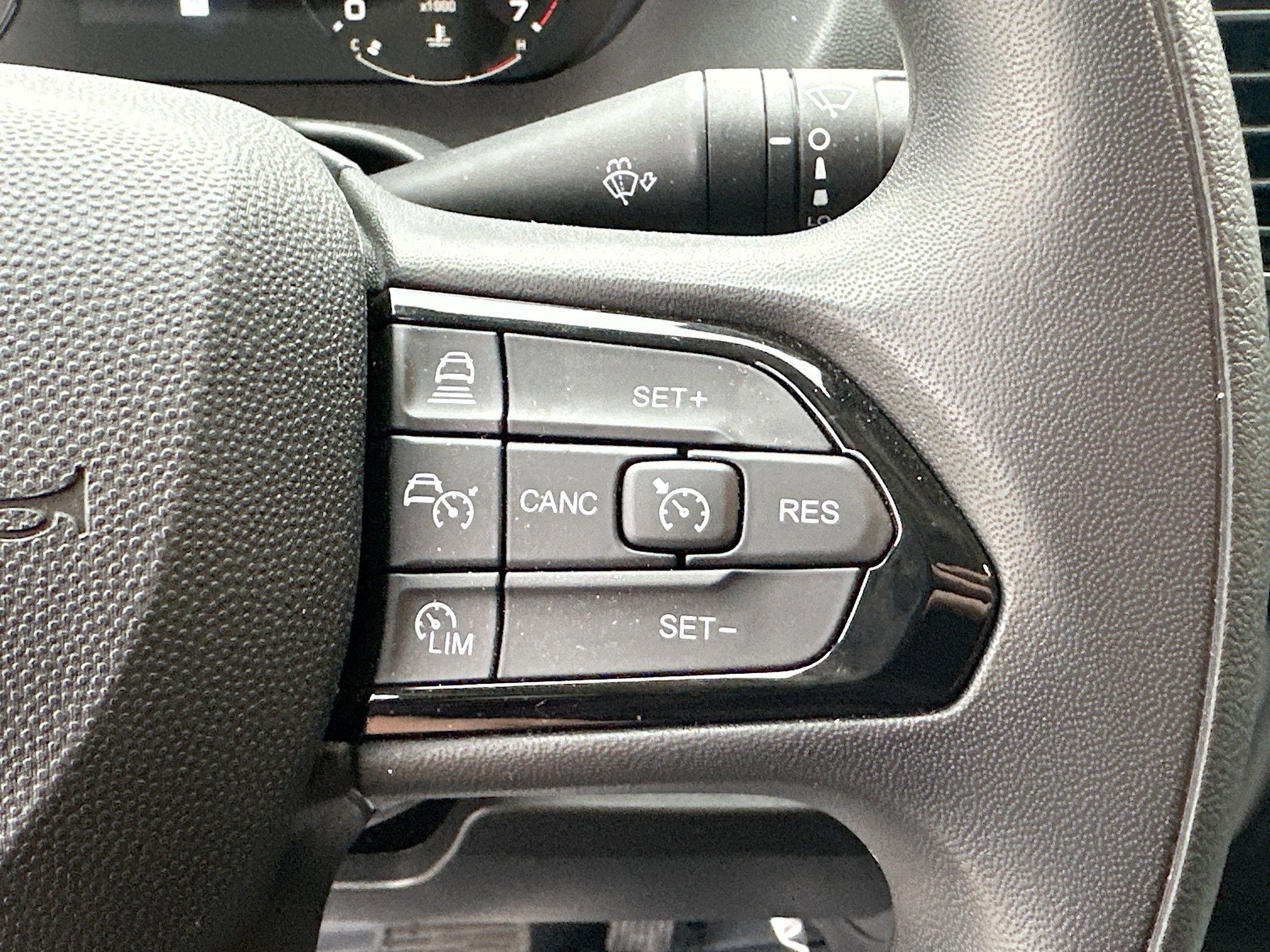 Used 2024 RAM ProMaster 2500 w/ Safety Group image 13